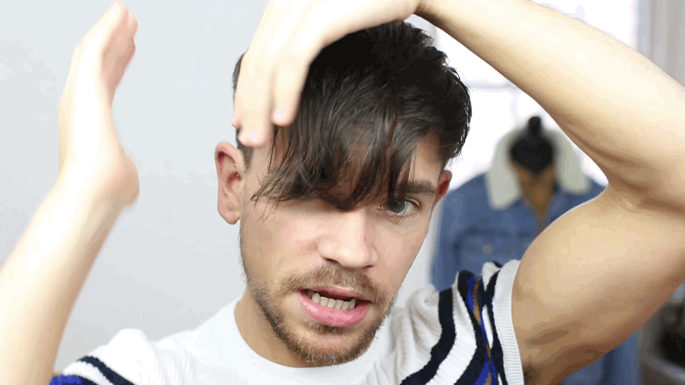 how-to-use-hair-wax-man-for-himself-brush-it